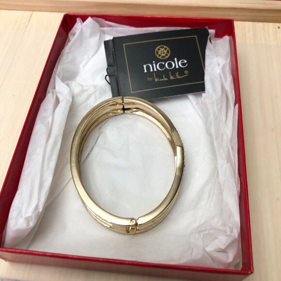 Nicole Miller 8 " Gold Bracelet with Rhinestones Called Bad Girl Pearl NWT - Picture 4 of 5